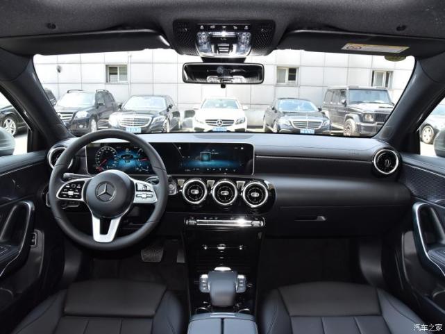 28万元 国产奔驰a级新车型上市|奔驰a级|运动轿车|奔驰a180