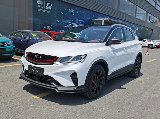 运动感增强 吉利缤越pro到店实拍