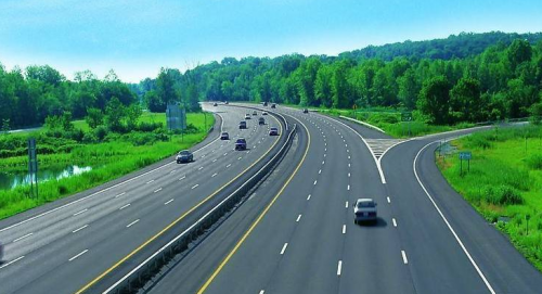 中国最美高速公路走红,沿途风景绝胜,被