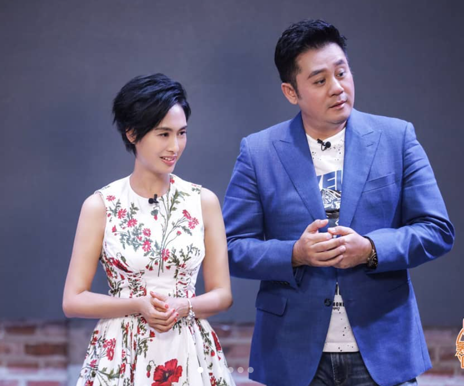 麦长青被tvb雪藏后,收入大减也在努力开辟财路,比如到内地浙江卫视与