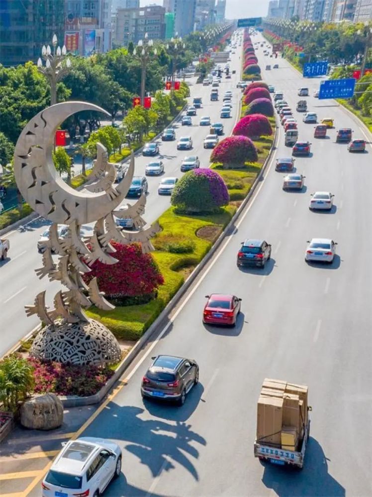 邂逅西昌的春天似锦繁花与城市共成长