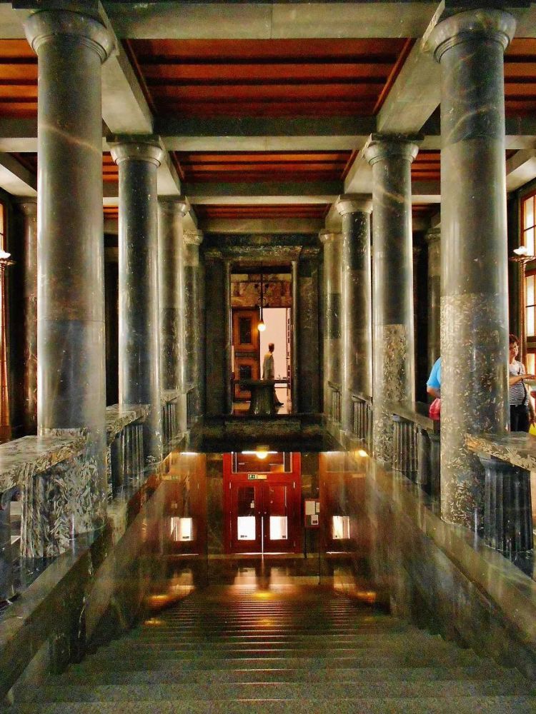 捷克·布拉格|设计师喜欢的100座图书馆，中国才占两个？