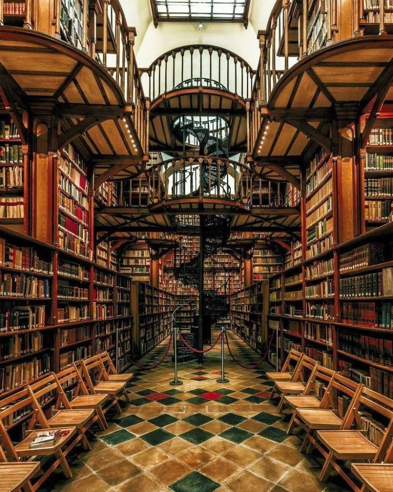 捷克·布拉格|设计师喜欢的100座图书馆，中国才占两个？