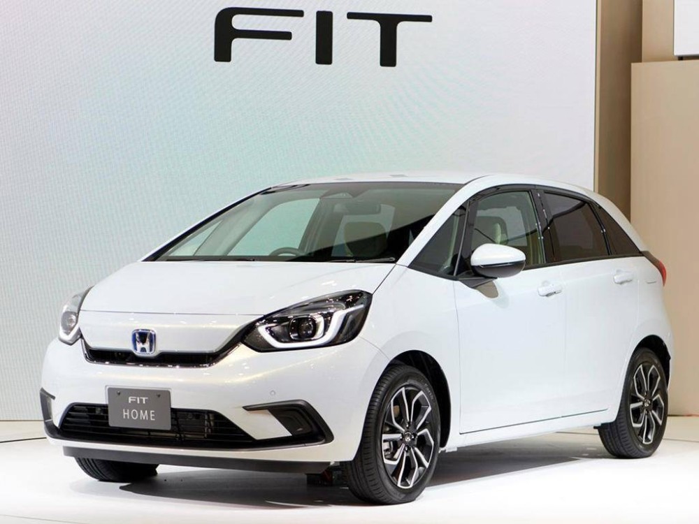 不买凯迪拉克这三款小车车友群也会异常快乐 腾讯新闻