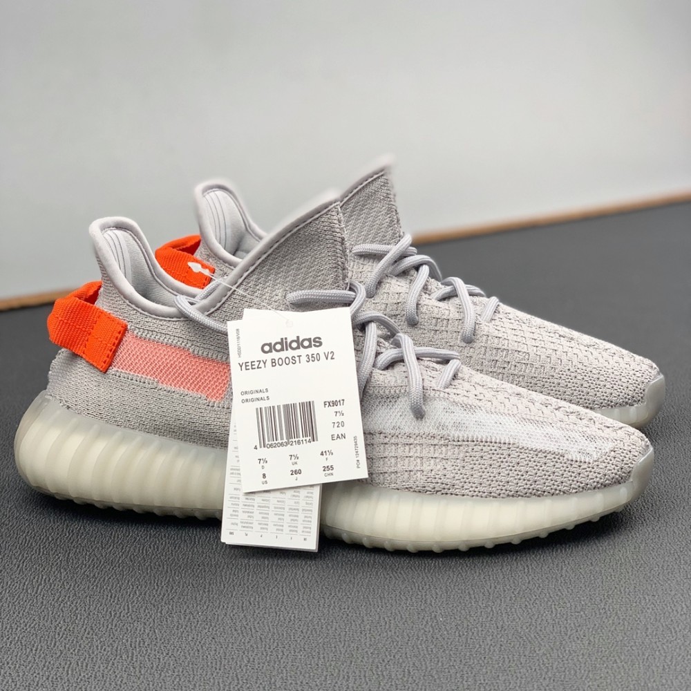 夏日人脚一双的椰子yeezy 350 V2 尾灯欧洲限定对比 腾讯新闻