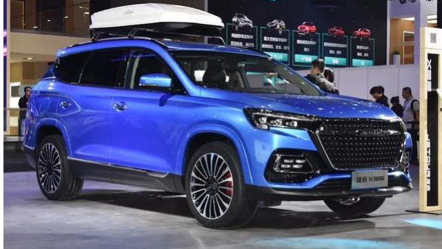 借助奇瑞技术又一国产车火了车长4米9配7座配十佳引擎仅999万