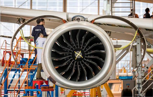 大推力商用航空发动机,目前主要是美国和英国的企业占据垄断地位,包括