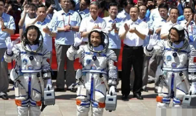 为什么女宇航员上过太空 就不能再生孩子 专业人士揭开背后真相 宇航员 太空