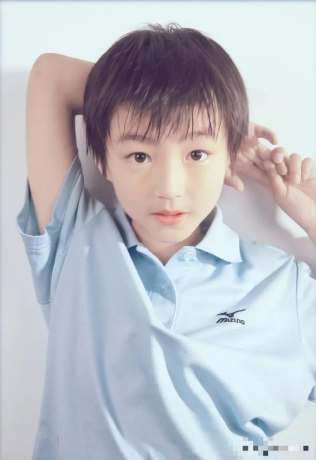 不知道还有没有人记得tfboys的三小只刚刚出道的时候|王俊凯|青春修炼