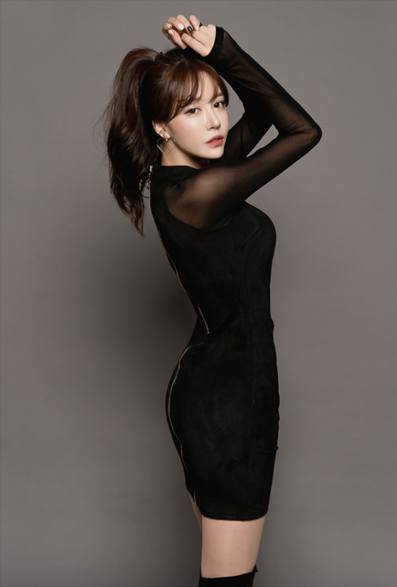 韩国明星郑有贞第020期贞贞超美时尚潮流美装欣赏