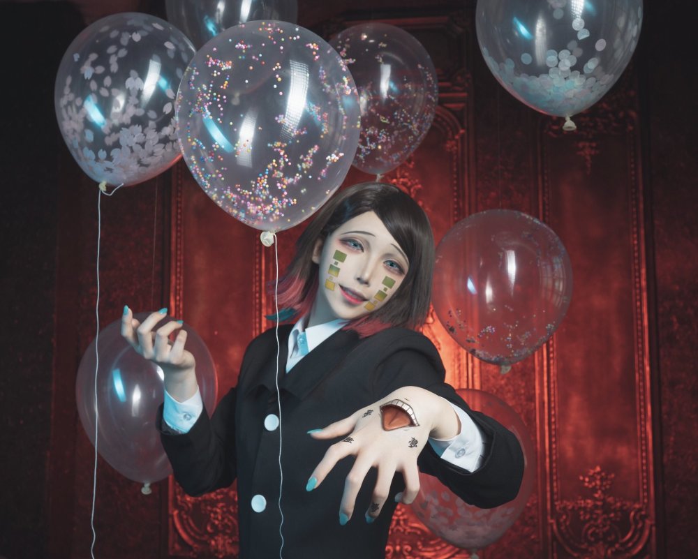 本应该是让人害怕的一次cos,没想到却多了一分可爱