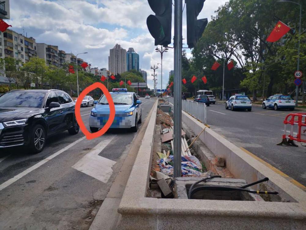 红荔西路左行车道变窄致行车压线市交通运输局和交警回应