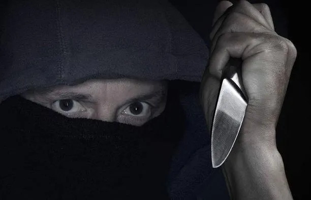 心理学:哪个蒙面人是男性?测出你将来靠什么吃饭?