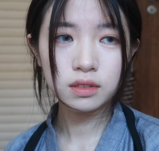 初中生画小千代仿妆开始以为蹭热度看到成品再现经典