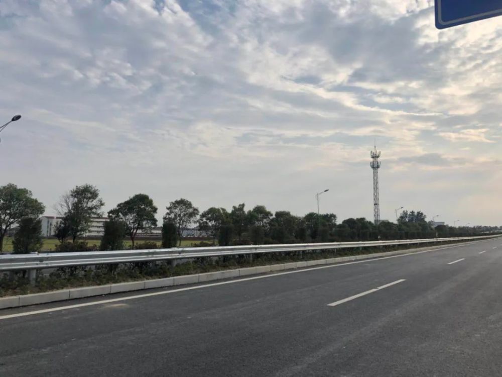 历时近三年333省道高邮东段改扩建工程今天建成通车