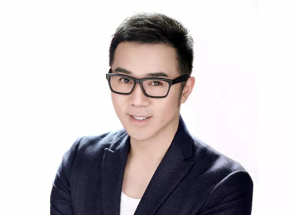 彩妆大师唐毅结合文化底蕴的中国妆正站在新的起点