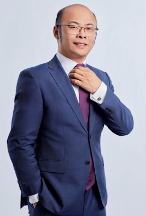 王胜利另外,现任一汽奔腾轿车有限公司总经理柳长庆将