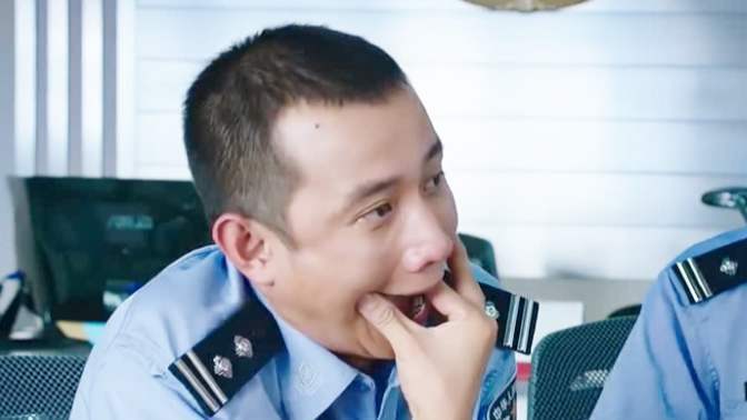 第一部就是《美人鱼》了,这个影视作品很多人第一时间想到的就是它的