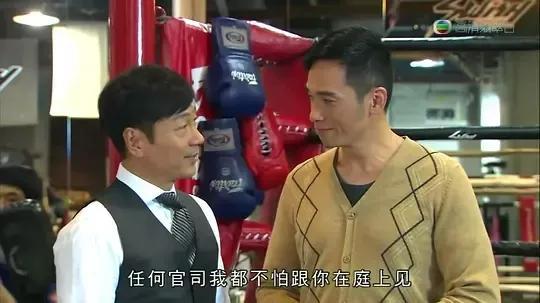 2015年,《四个女仔三个bar》讲述一群大状和徒弟们为捍卫法治精神一直