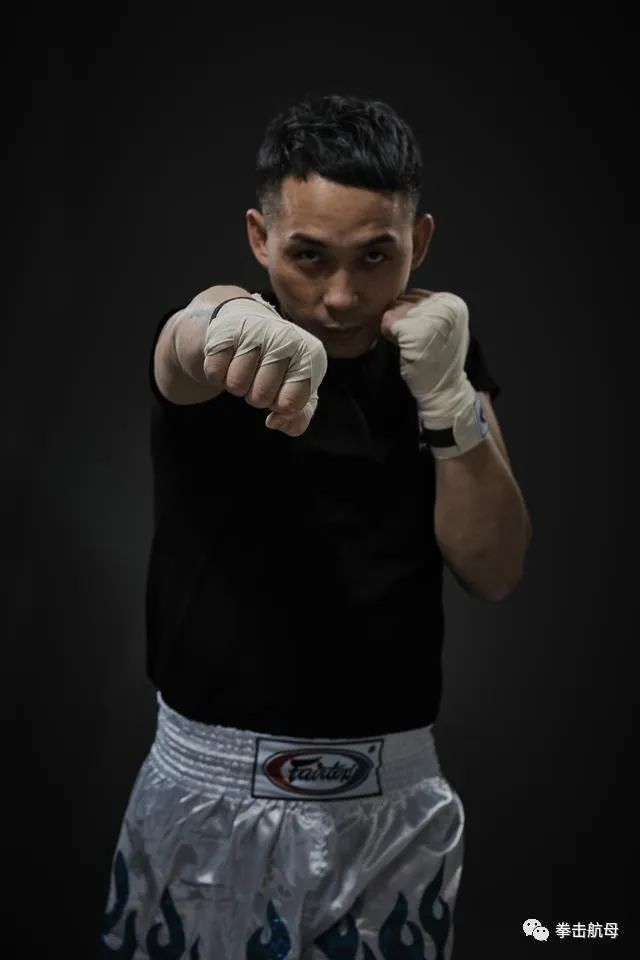 当心搏击餐厅老板杀来了全力征战拳击航母百姓擂台