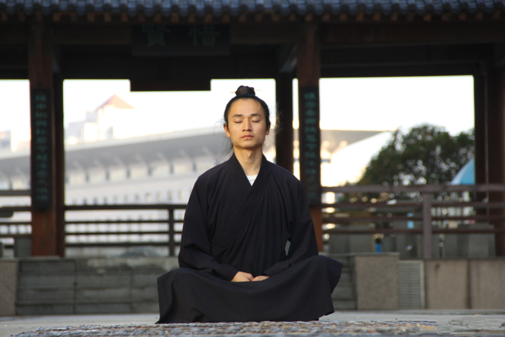 正宗丹田练气法:勤行修炼,气机发动,玄关窍开,防治病患!