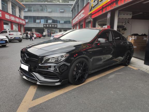 奔驰cla45改黑武士,轮毂中网碳纤风刀