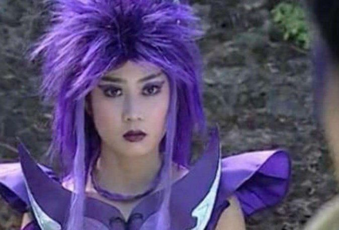 巴啦啦小魔仙剧中爆炸头的小月现实中美到心颤网友差距好大
