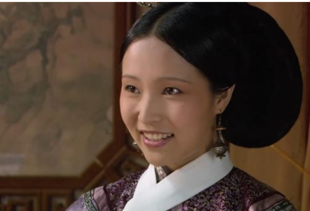 甄嬛传:剪秋的聪明和迂腐,其实她远远比皇后,还要聪明十倍!