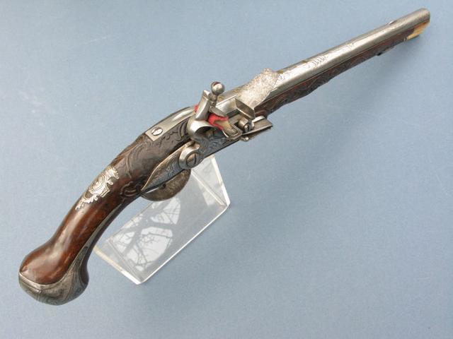 欧洲骑兵使用的燧发枪,制作于1740年,使用者应该是一位骑兵军官