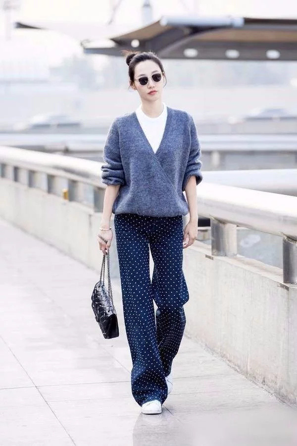 白百何参加《乘风破浪的姐姐》,原来她的街拍这么美!