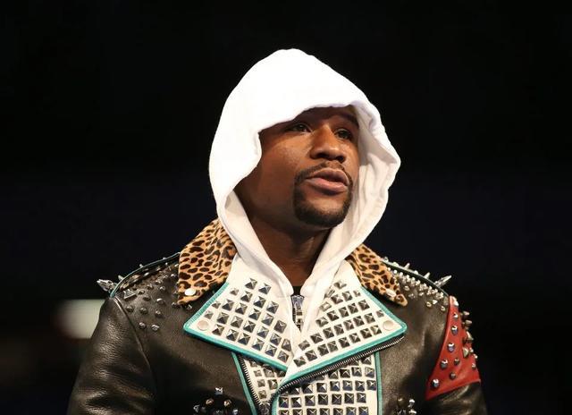 弗洛伊德·梅威瑟已经排除了重返拳坛的可能性,并且驳斥了他破产的