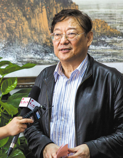 70岁导演罗文因病去世,生前最后一次为关之琳刘德华执导影片