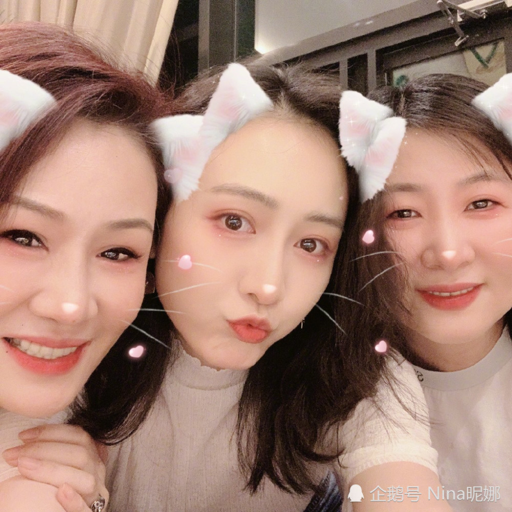 王鸥猎狐聚会和王凯太亲密,穿紧身衣秀身材,被局长妹妹抢尽风头