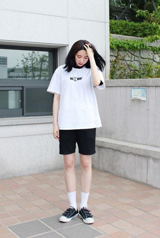 每天都想宽宽松松地过日子!5套oversizet恤穿搭公式不出错