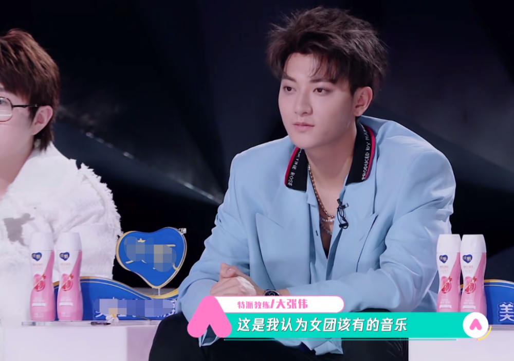 不避嫌黄子韬亲自帮徐艺洋做宣传导师的公平性被质疑