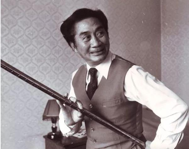 推荐儿子章金莱雪藏爱徒刘建杨该如何评价六龄童的选择