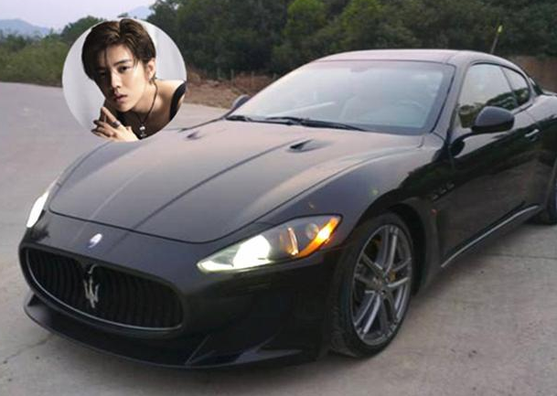 鹿晗座驾粗犷豪放关晓彤则偏优雅看着让人羡慕