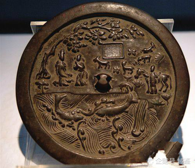 镜映乾坤述说中国古代铜镜中的历史
