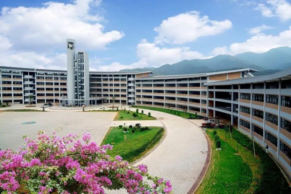 2020届学生返校在即,龙院欢迎你的回归!