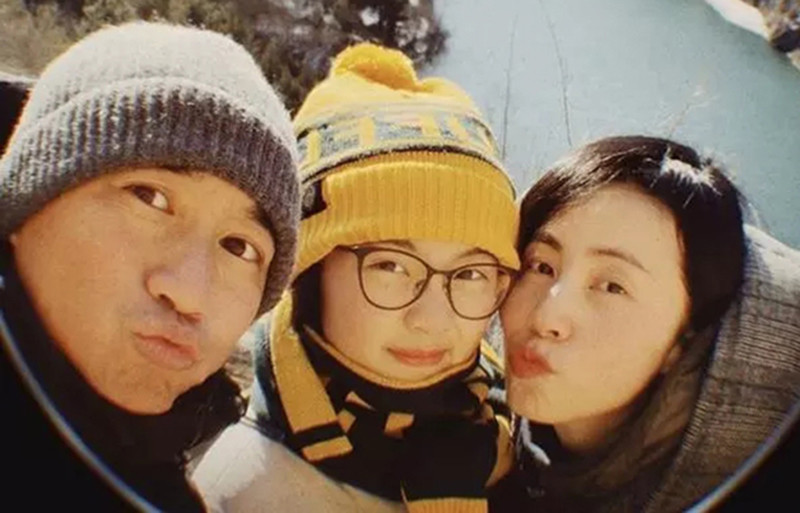 黄磊|甜蜜！孙莉迎43岁生日，黄磊发文表白，两人结婚16年生3娃太幸福