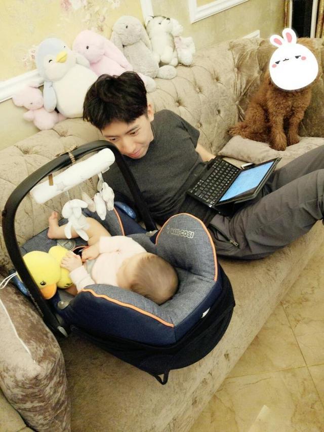 奶爸带娃花样百出妈妈直言不靠谱这三招教你带好娃