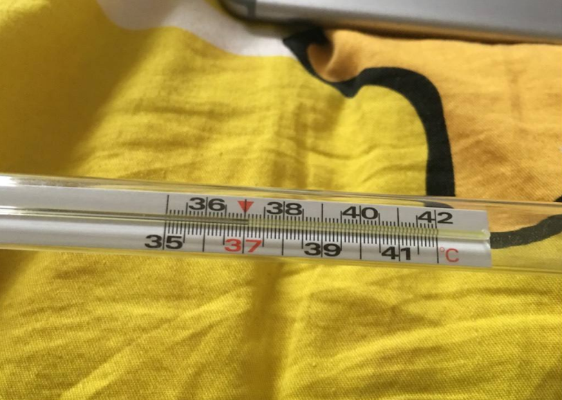 体温计你会用吗好多人都少做这一步知道后告诉家人