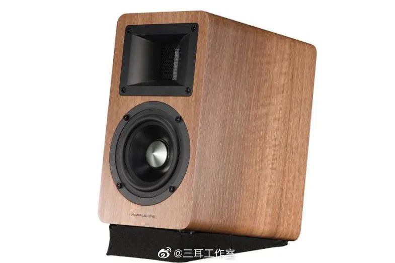 我们发现了小体积a80,以及a300 pro还有a800的踪影,但按照过去漫步者