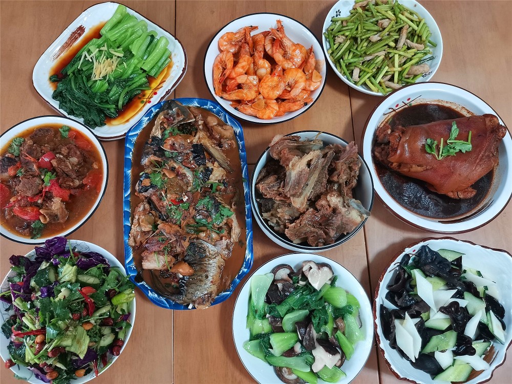 母亲节给老妈过节下厨做的一桌家常菜比下馆子实惠