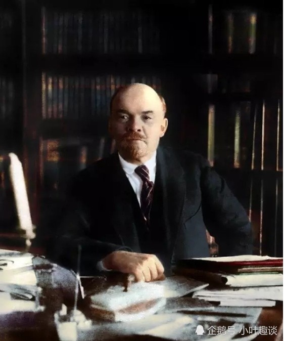 老照片列宁私藏相册妻子非常漂亮和斯大林合影表情耐人寻味