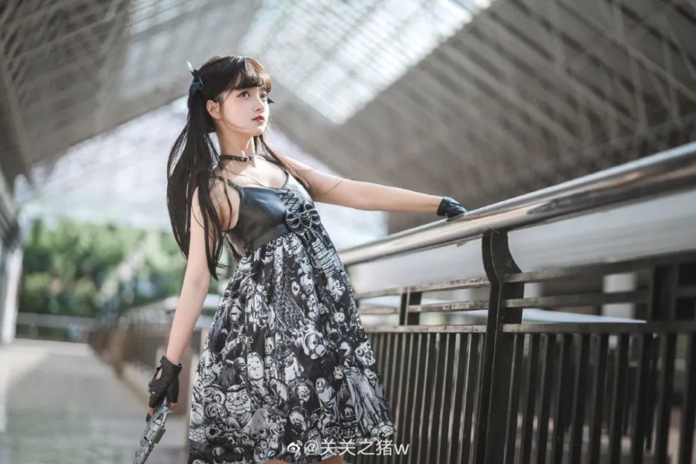 小姐姐cn:关关之猪w