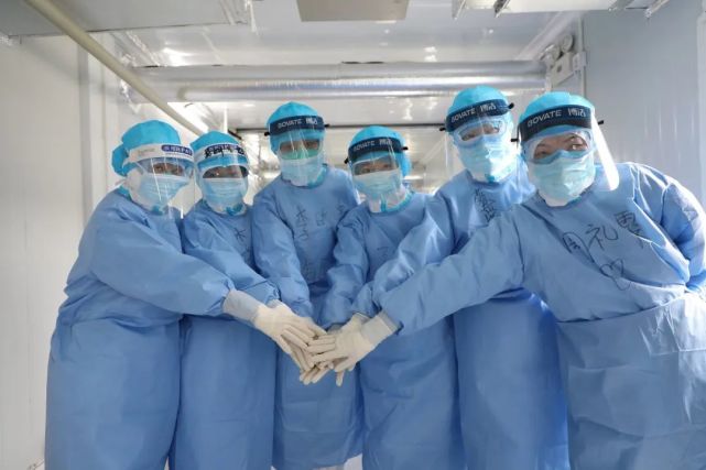 海军军医大学这些护理工作者荣获表彰