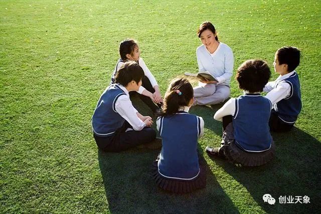主流教育类公司排名_在线教育迅猛崛起,将成为一种主流教育模