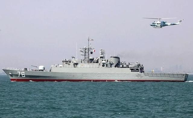隶属于伊斯兰革命卫队的"贾马兰"号(舷号76)驱逐舰——按照国际通用的