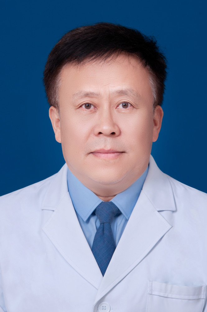 与患者肝胆相照记陕西省榆林市普通外科二病区主任高平